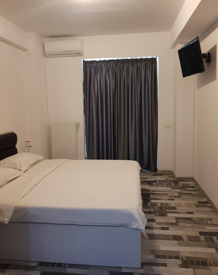 Summerhouse Apartments Mamaia Exterior photo